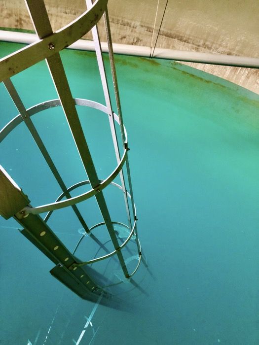 Échelle à crinoline composite certifiée ACS pour réservoir d'eau potable