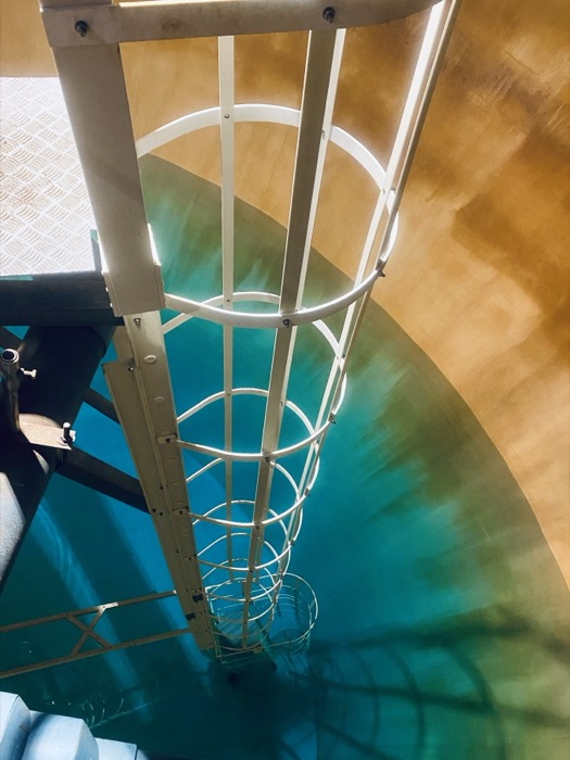 Arceau crinoline PRV Ø.710 ép.8 blanc pour échelle ACS