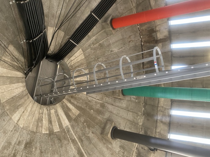 Echelle à Crinoline U90 - Grise - Hauteur à Monter: [5390➡6139]